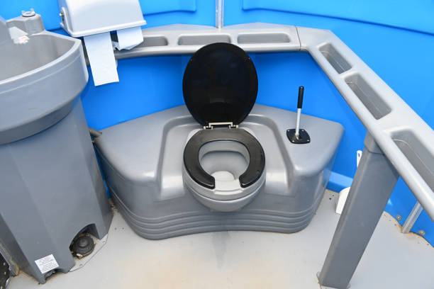 Best Portable restroom trailer rental  in North Edwards, CA
